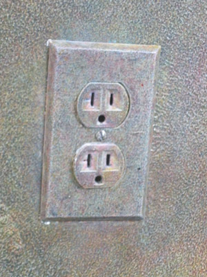 painted outlet